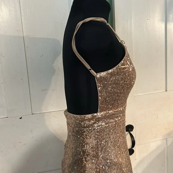 SALE $29 Shein Rosegold Sequin Maxi Gown Bodycon Bombshell Barbiecon Prom Gala - Picture 4 of 6